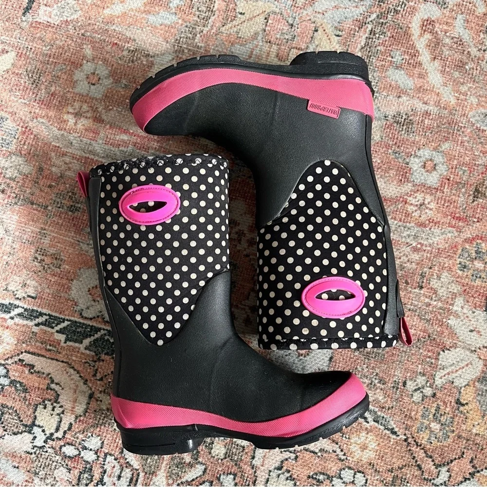 Western Chief Black and Pink Insulated Boots